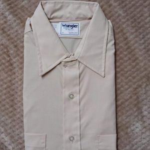 🌻3/$10🌻Wrangler Red Kap Beige Shirt